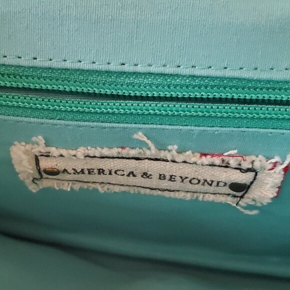 America and Beyond Impala Aztec Clutch - Picture 5 of 7